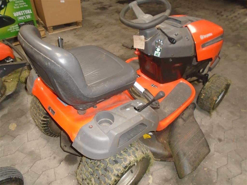 Rasentraktor del tipo Husqvarna LTH 152, Gebrauchtmaschine In Viborg (Immagine 4)