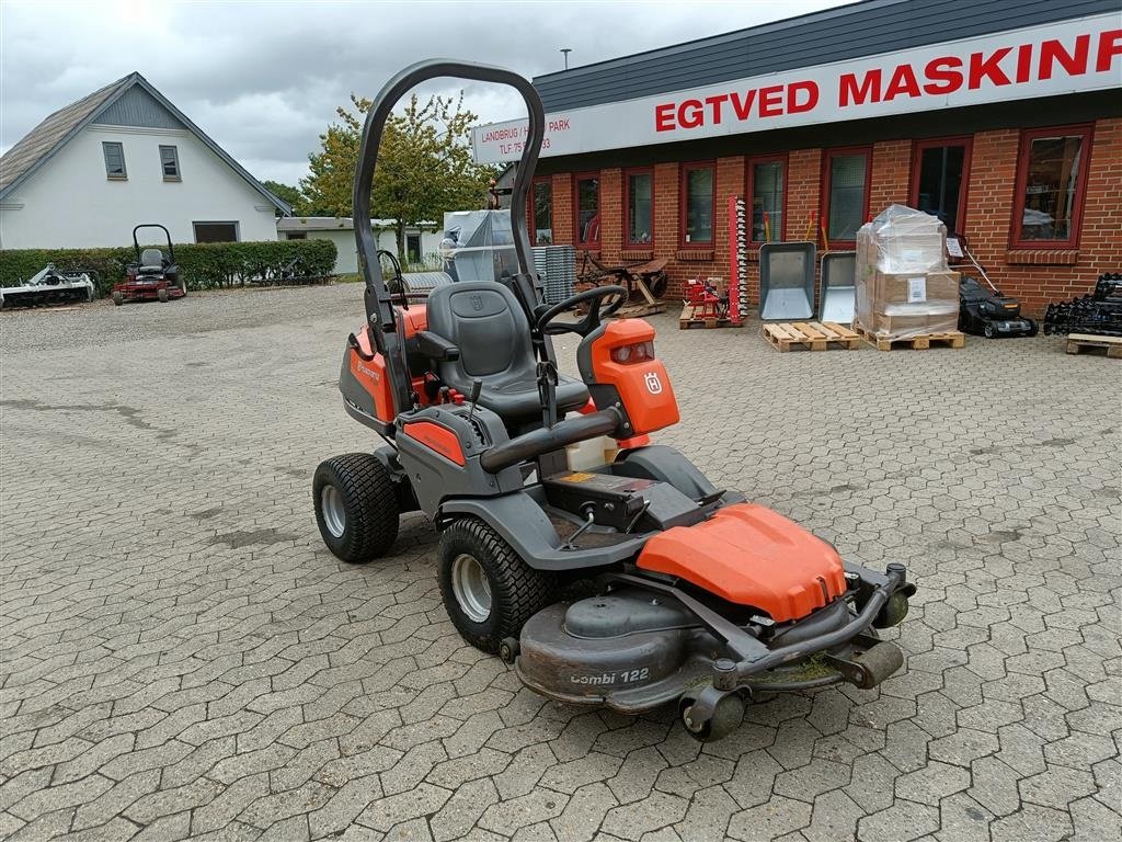 Rasentraktor van het type Husqvarna P 524 inkl. Combi 122, Gebrauchtmaschine in Egtved (Foto 8)