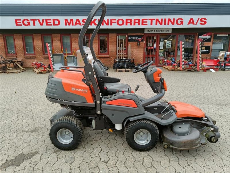 Rasentraktor des Typs Husqvarna P 524 inkl. Combi 122, Gebrauchtmaschine in Egtved (Bild 1)