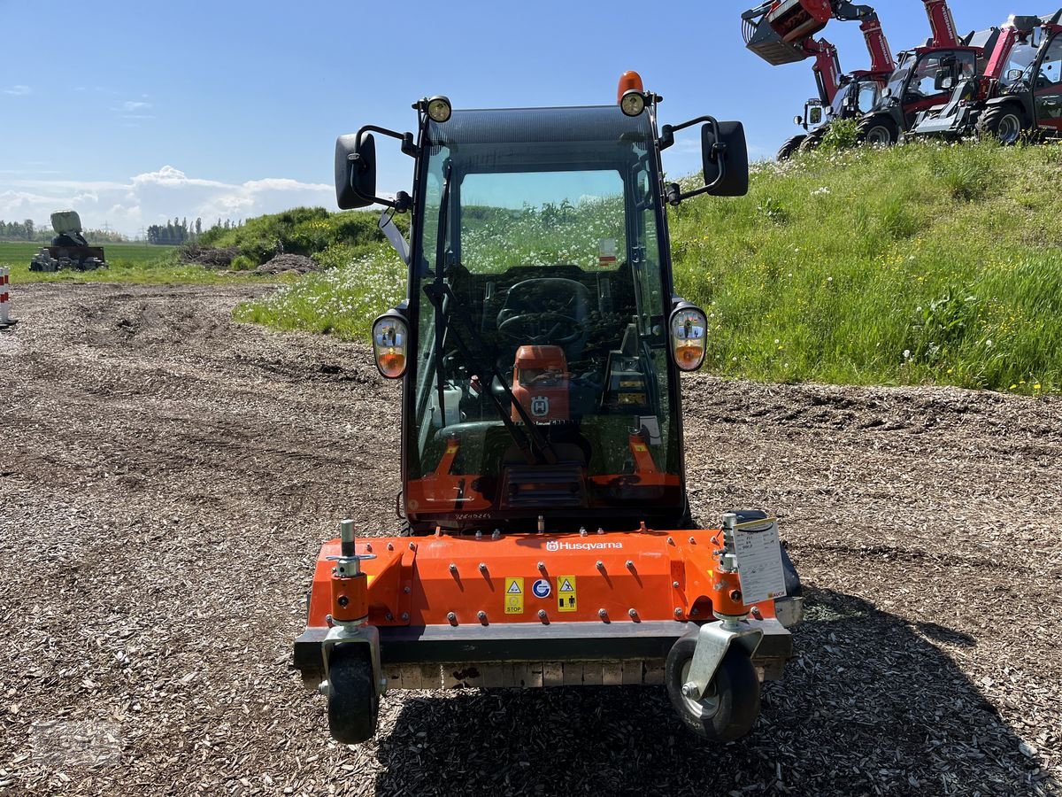 Rasentraktor typu Husqvarna P525 D mit Kabine und Schleglmäher, Gebrauchtmaschine v Burgkirchen (Obrázok 4)