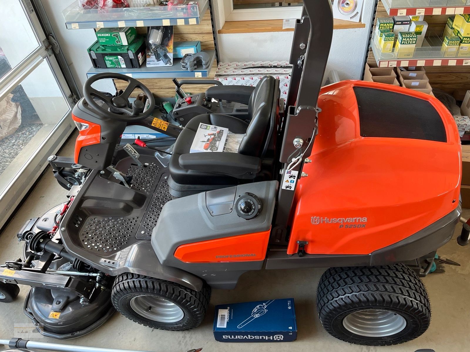 Rasentraktor tipa Husqvarna P525DX, Neumaschine u Neumarkt St. Veit (Slika 4)