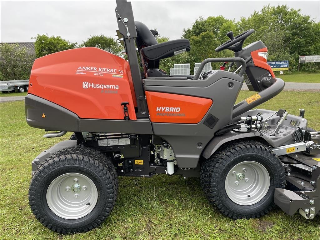 Rasentraktor van het type Husqvarna P535HX Inkl. 180 cm klippebord, Gebrauchtmaschine in Holstebro (Foto 4)