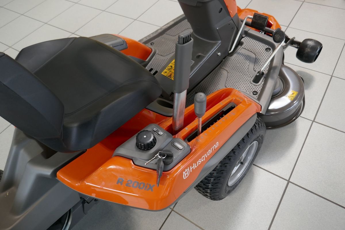 Rasentraktor του τύπου Husqvarna R 200iX, Gebrauchtmaschine σε Villach (Φωτογραφία 5)