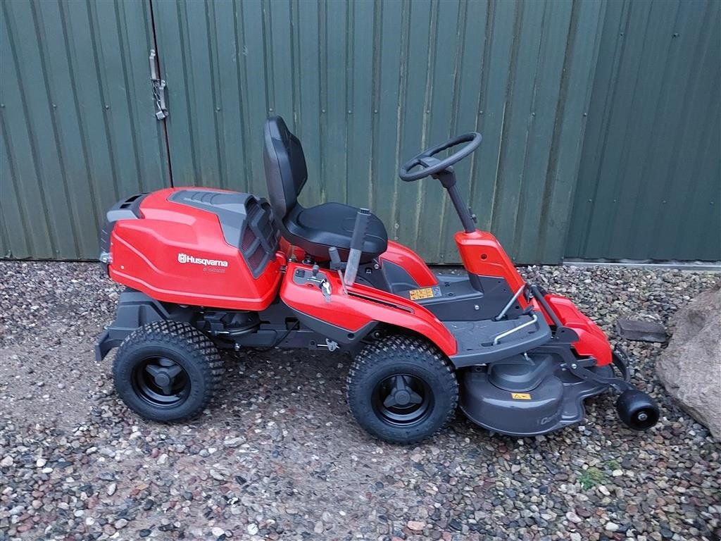 Rasentraktor van het type Husqvarna R 214TC, Gebrauchtmaschine in Rønnede (Foto 3)