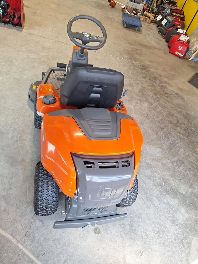 Rasentraktor tipa Husqvarna R 216T AWD, Gebrauchtmaschine u Villach (Slika 10)