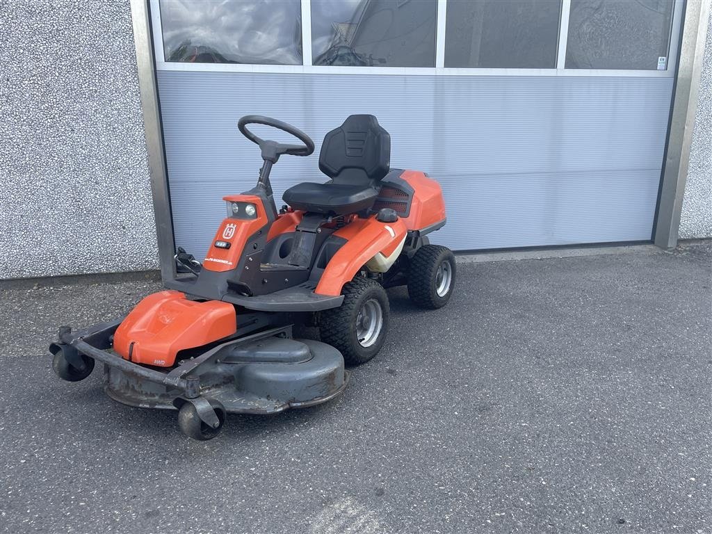 Rasentraktor tipa Husqvarna R 316T AWD 112cm klipper, Gebrauchtmaschine u Holstebro (Slika 1)