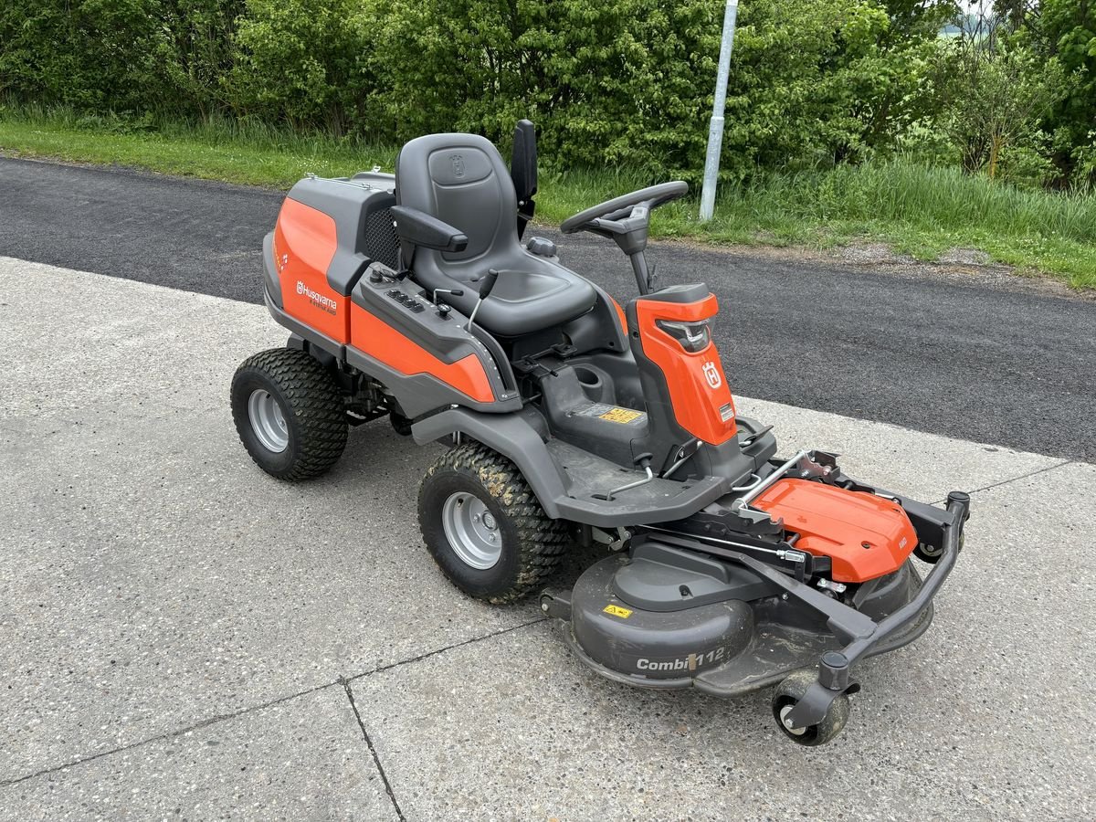 Rasentraktor del tipo Husqvarna R 419 TSXAWD, Neumaschine In Starrein (Immagine 11)