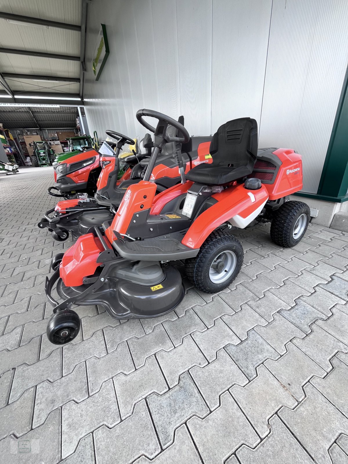 Rasentraktor a típus Husqvarna R214C, Neumaschine ekkor: Gross-Bieberau (Kép 2)