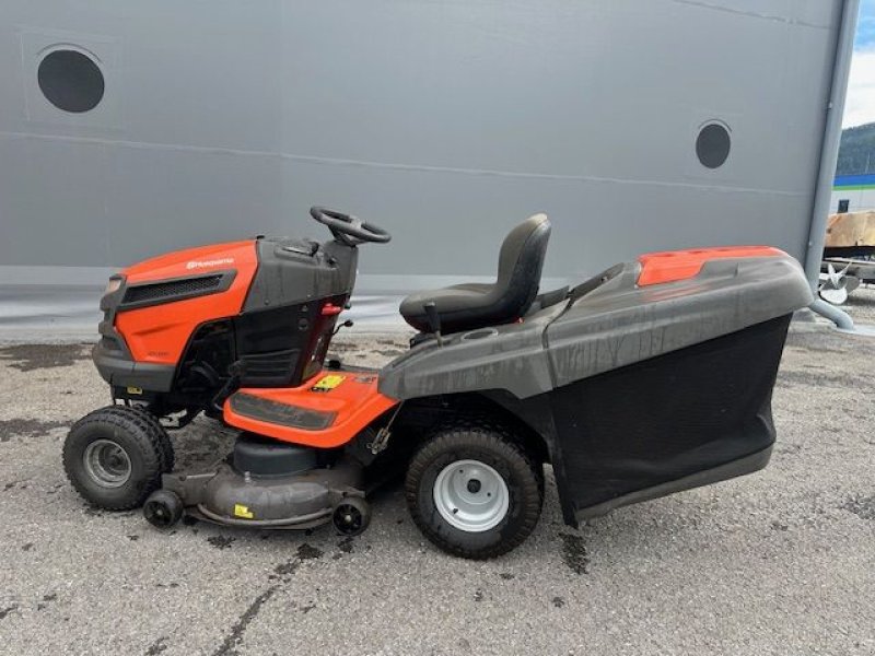 Rasentraktor типа Husqvarna Rasentraktor CTH 224T 11,8kW, gebraucht, Gebrauchtmaschine в Tamsweg (Фотография 2)