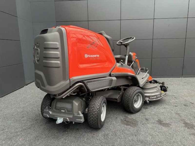 Rasentraktor του τύπου Husqvarna Rasentraktor RC320Ts AWD 112cm Mähdeck, 16,9PS, Neumaschine σε Tamsweg (Φωτογραφία 5)