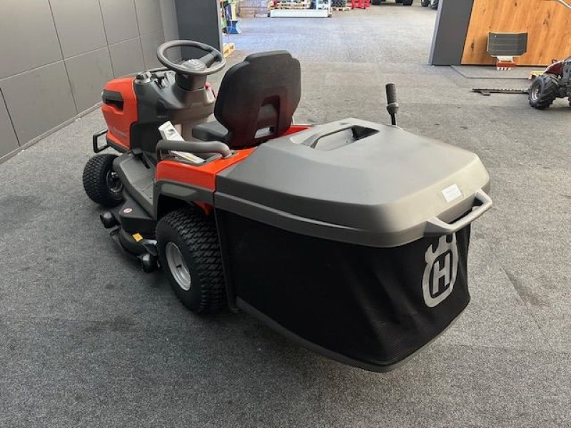 Rasentraktor typu Husqvarna Rasentraktor TC220T 108cm Schnittbreite 19.58PS, Neumaschine w Tamsweg (Zdjęcie 9)