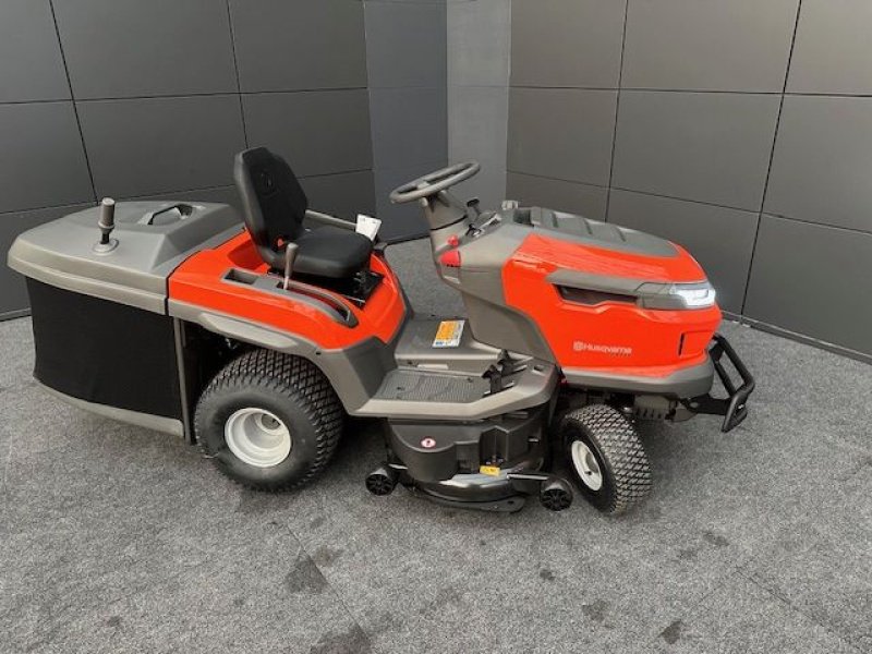 Rasentraktor от тип Husqvarna Rasentraktor TC220T 108cm Schnittbreite 19.58PS, Neumaschine в Tamsweg (Снимка 5)