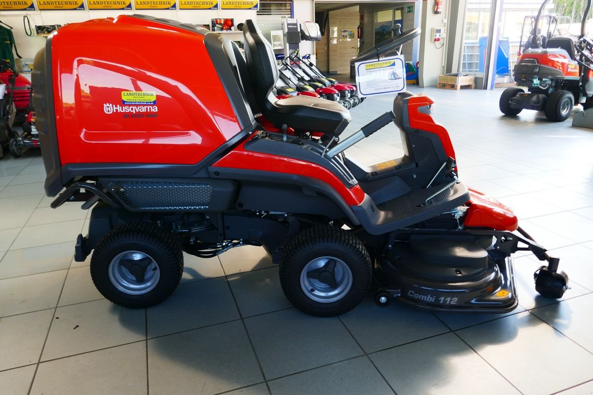 Rasentraktor typu Husqvarna RC 320 TS AWD, Gebrauchtmaschine w Villach (Zdjęcie 7)