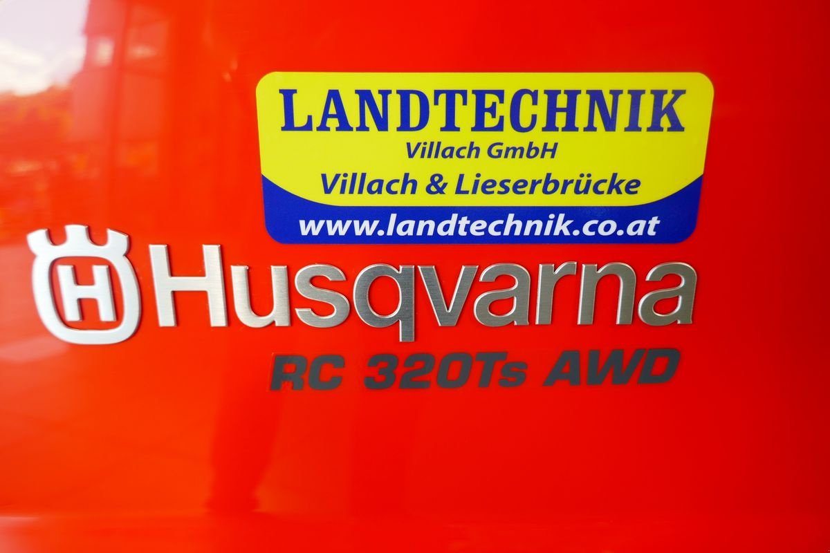 Rasentraktor типа Husqvarna RC 320 TS AWD, Gebrauchtmaschine в Villach (Фотография 2)