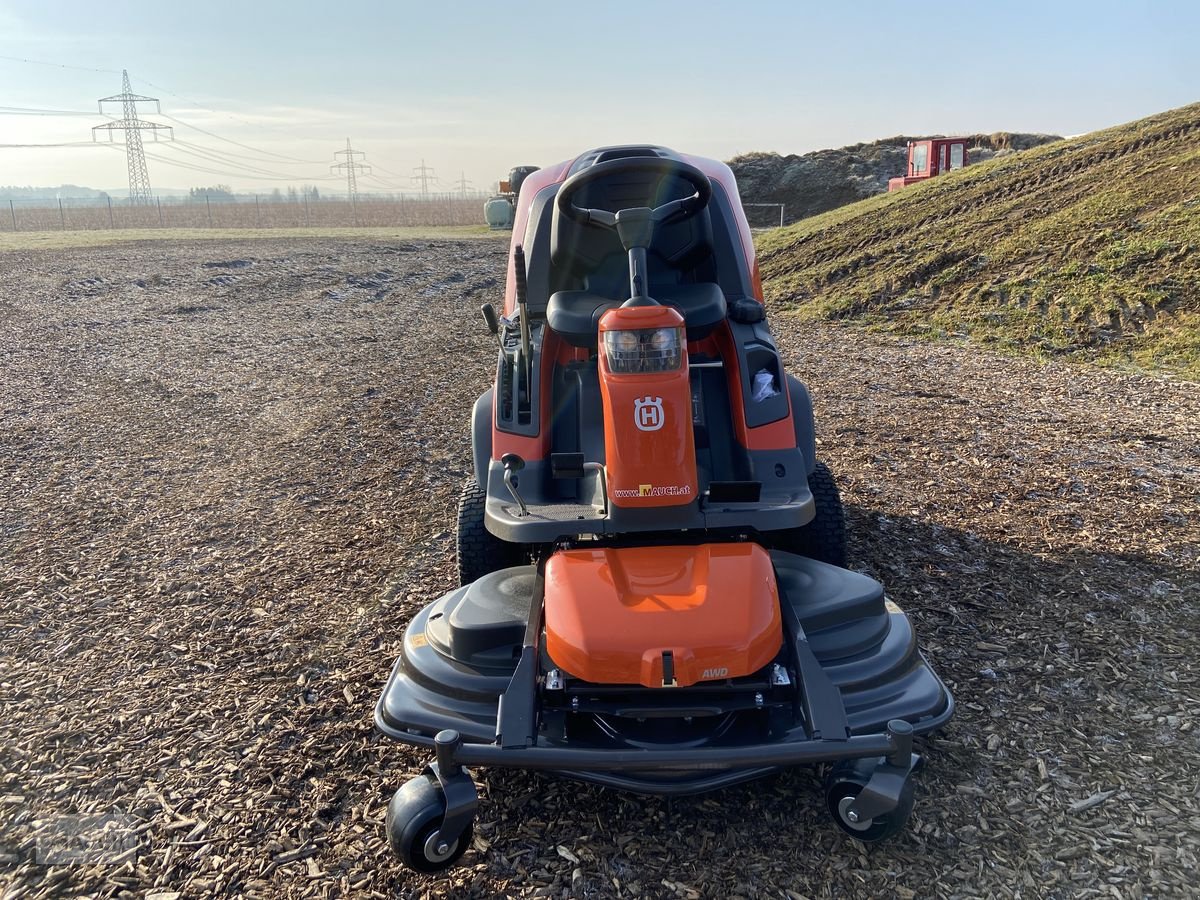 Rasentraktor del tipo Husqvarna RC320 TS AWD mit Mähdeck 112cm, Neumaschine In Burgkirchen (Immagine 15)