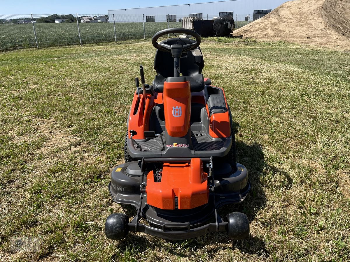 Rasentraktor typu Husqvarna Rider 200iX Elektro inkl. Mähdeck, Neumaschine v Burgkirchen (Obrázek 13)