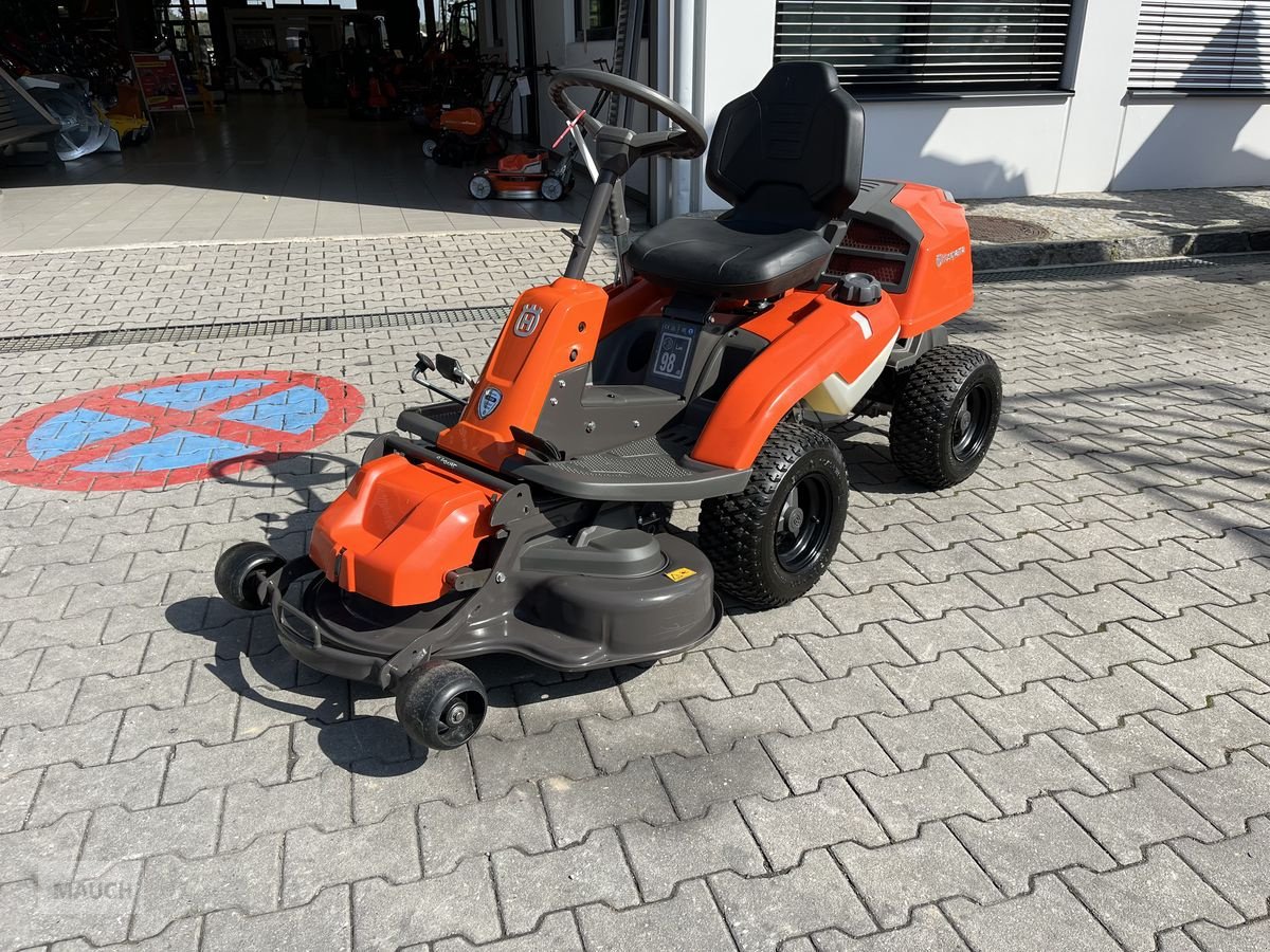 Rasentraktor типа Husqvarna Rider 214TC Comfort Edition 10h, Gebrauchtmaschine в Burgkirchen (Фотография 8)