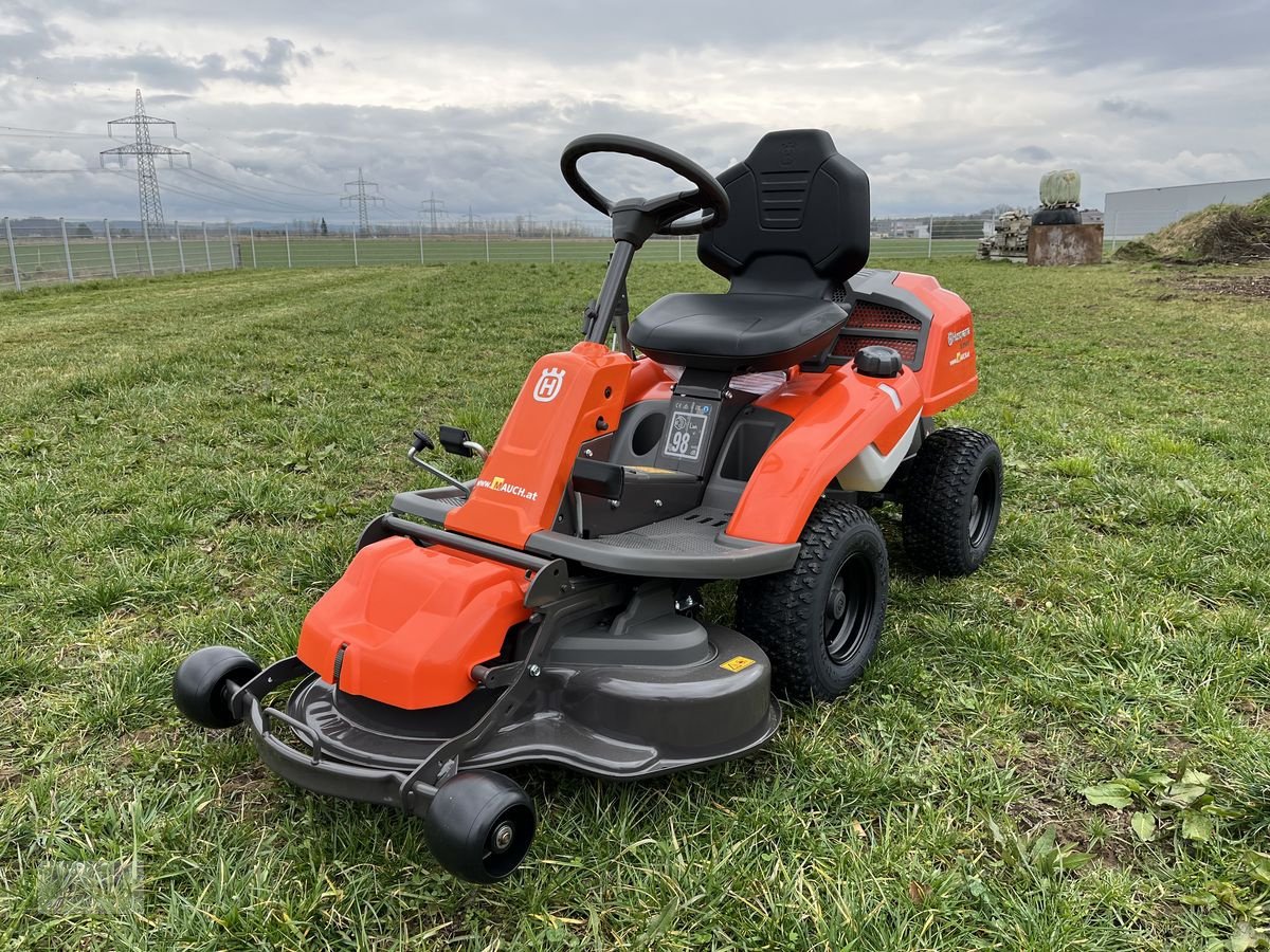 Rasentraktor typu Husqvarna Rider 214TC Comfort Edition Frühbezugsaktion!!, Neumaschine w Burgkirchen (Zdjęcie 21)