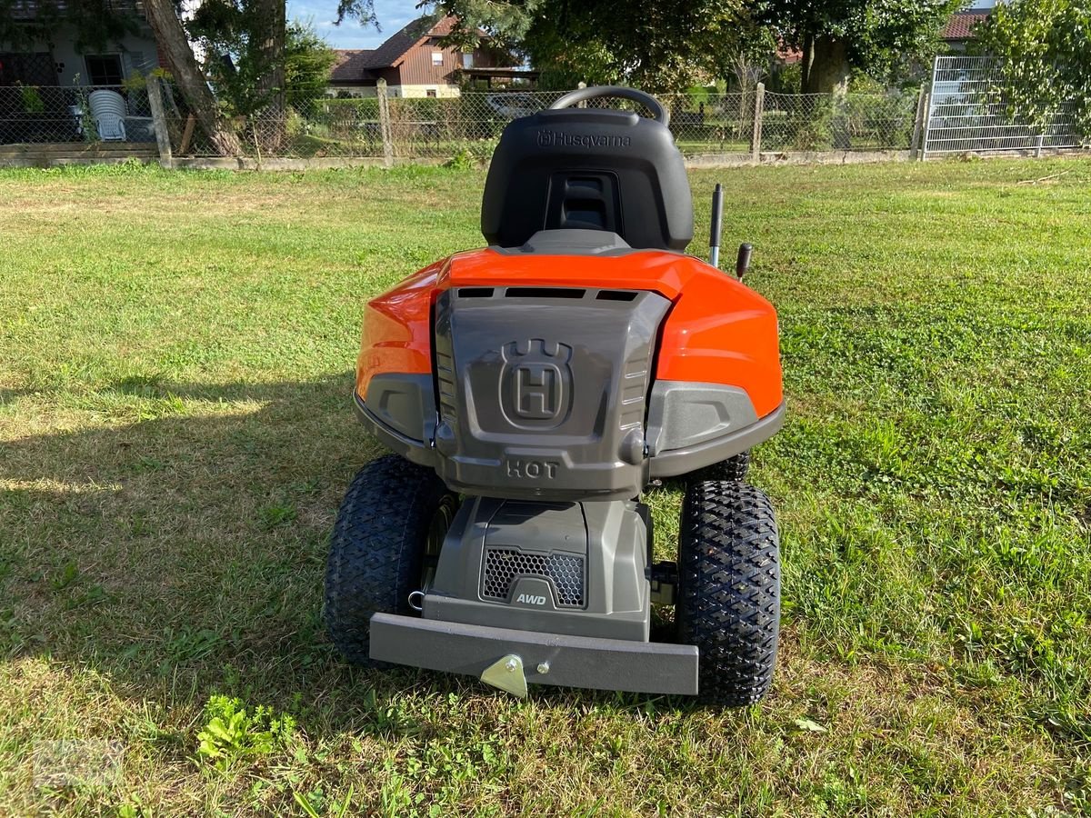 Rasentraktor του τύπου Husqvarna Rider 216 T AWD 103cm, Neumaschine σε Burgkirchen (Φωτογραφία 24)