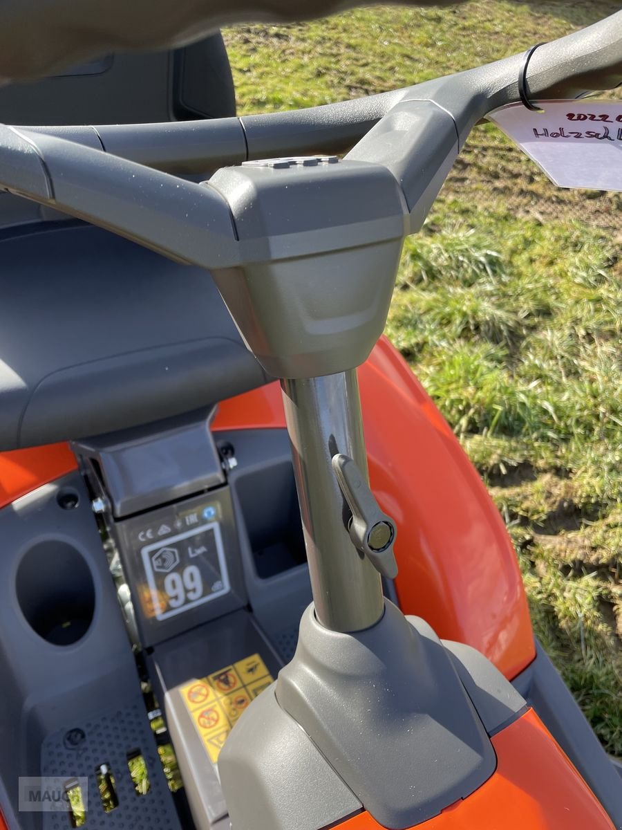 Rasentraktor tip Husqvarna Rider 216T AWD FRÜHBEZUGSAKTION, Neumaschine in Burgkirchen (Poză 8)