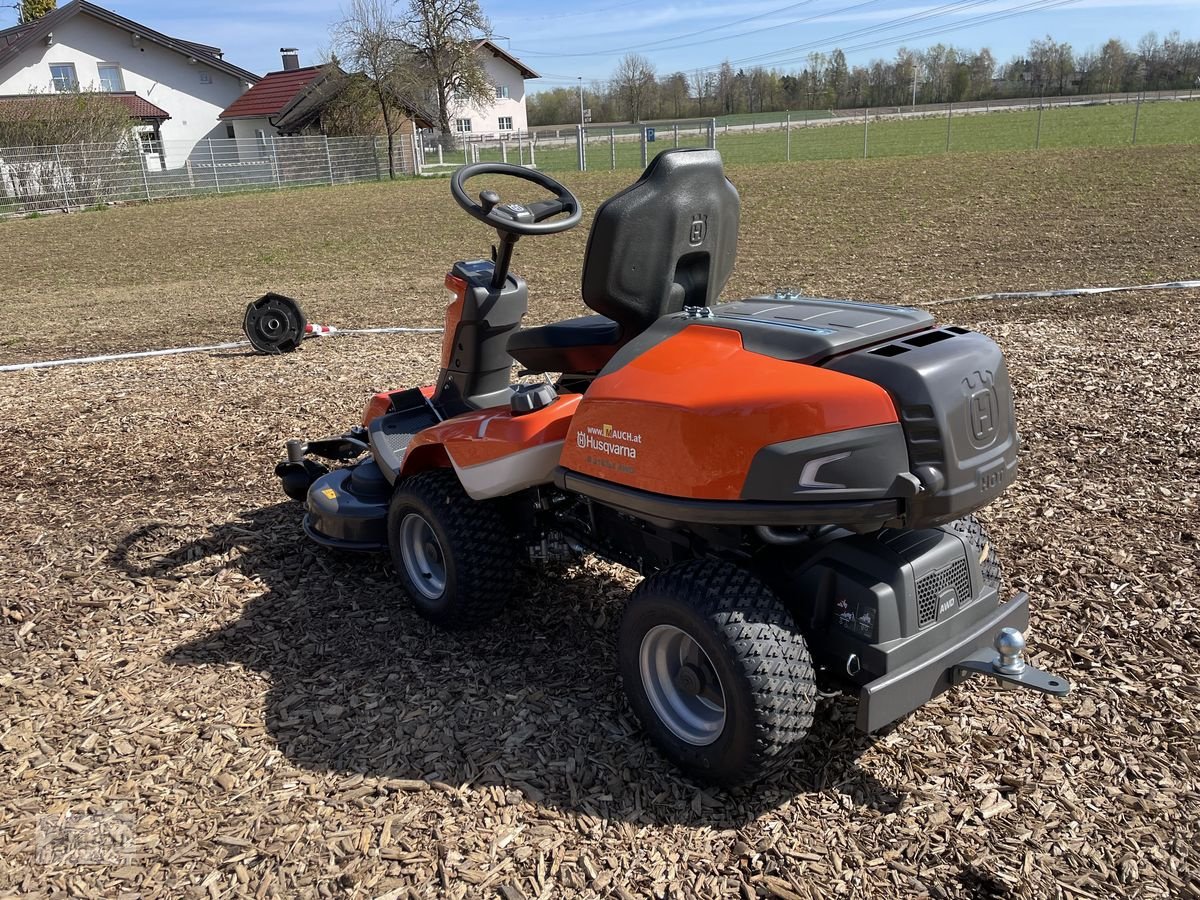 Rasentraktor a típus Husqvarna Rider 316 TsX AWD inkl. Mähdeck & Schneeschild!!, Neumaschine ekkor: Burgkirchen (Kép 17)