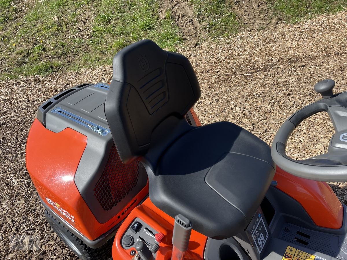 Rasentraktor van het type Husqvarna Rider 316 TsX AWD inkl. Mähdeck & Schneeschild!!, Neumaschine in Burgkirchen (Foto 24)