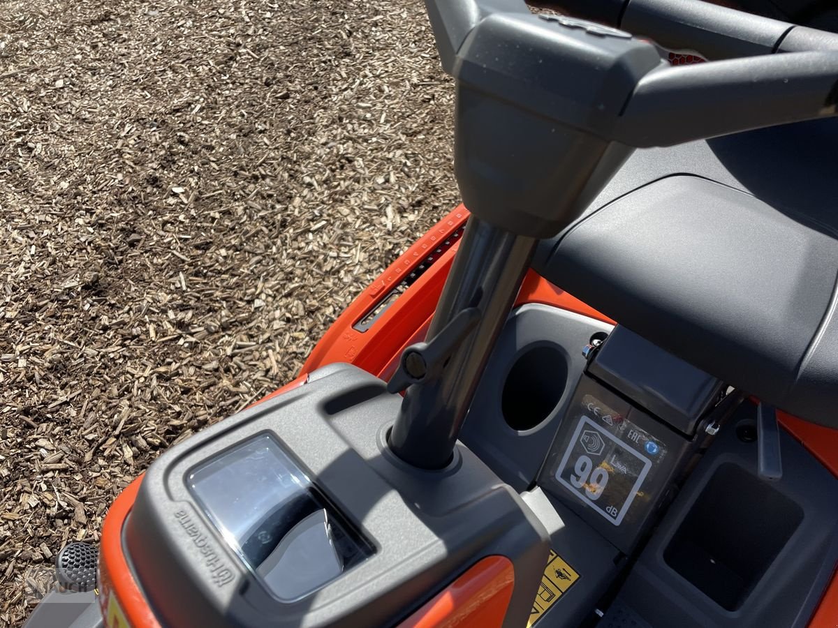 Rasentraktor typu Husqvarna Rider 316TsX AWD 103cm & Schneeschild, Neumaschine v Burgkirchen (Obrázek 7)