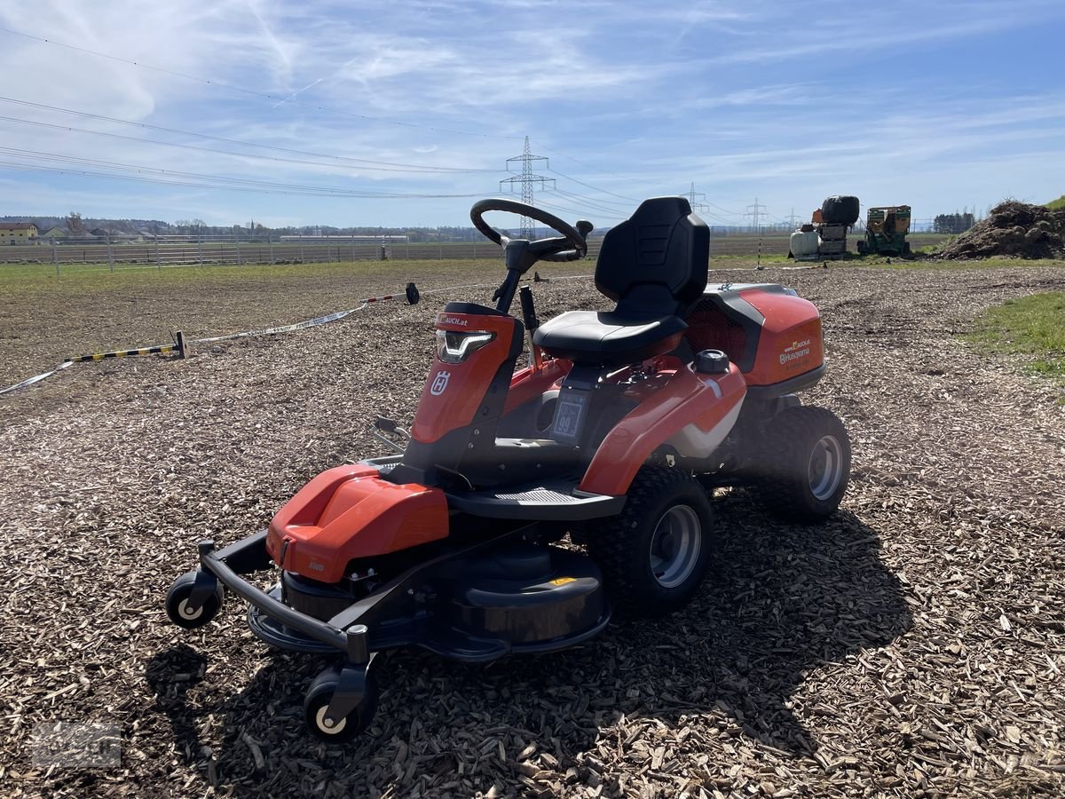 Rasentraktor του τύπου Husqvarna Rider 316TsX AWD 103cm & Schneeschild, Neumaschine σε Burgkirchen (Φωτογραφία 29)