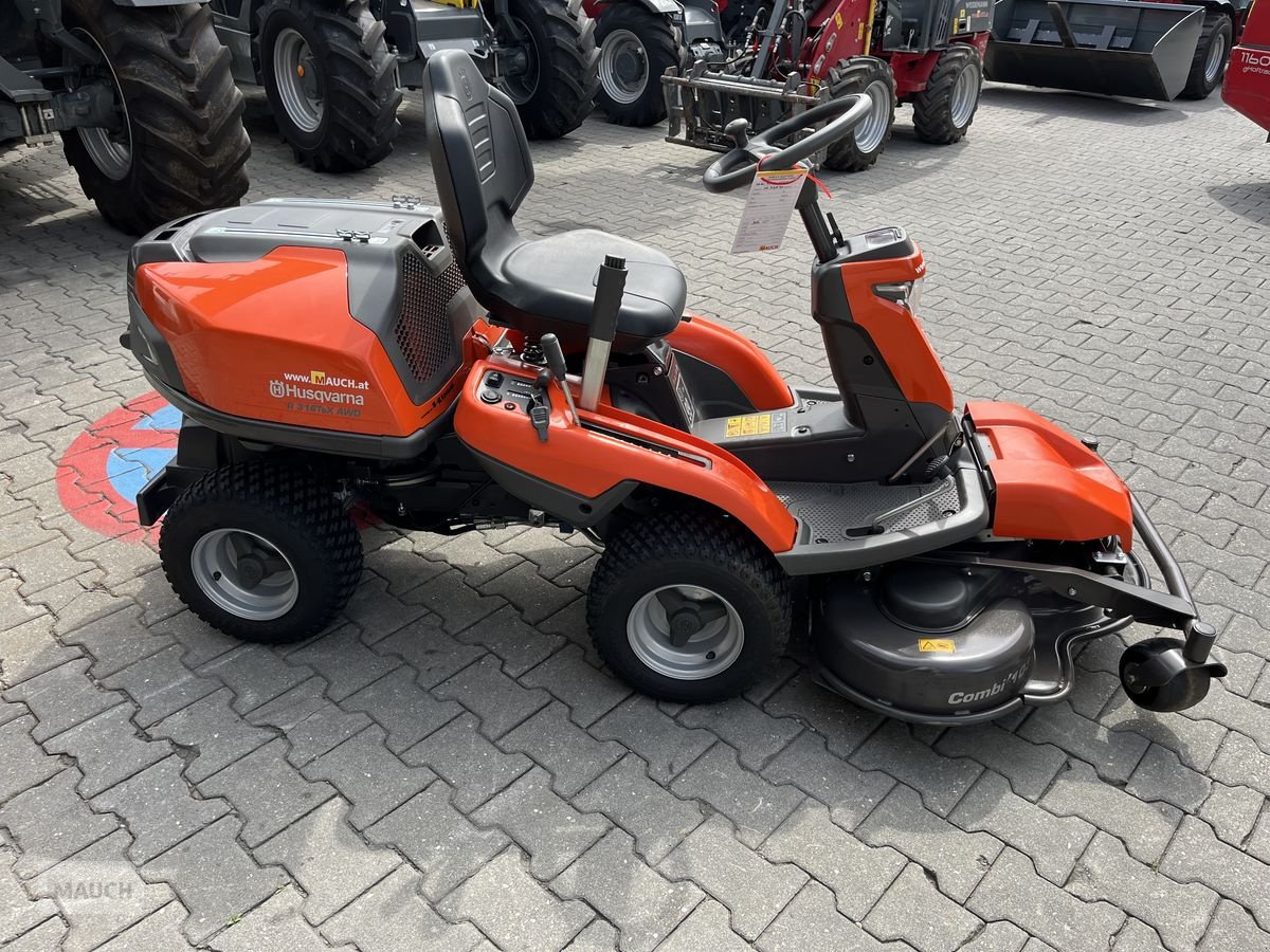 Rasentraktor van het type Husqvarna Rider 316TsX AWD 40H, Gebrauchtmaschine in Burgkirchen (Foto 4)