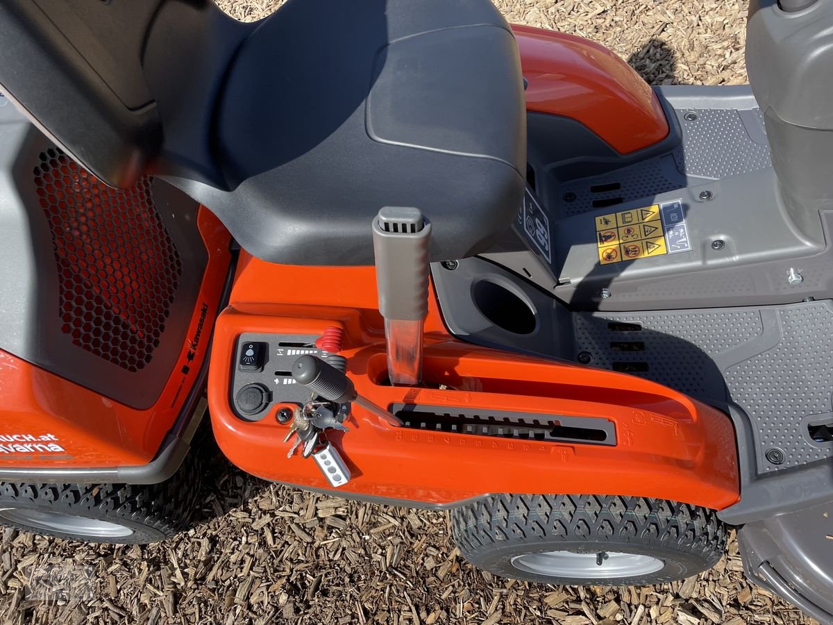 Rasentraktor του τύπου Husqvarna Rider 316TsX AWD FRÜHBEZUGSAKTION, Neumaschine σε Burgkirchen (Φωτογραφία 20)