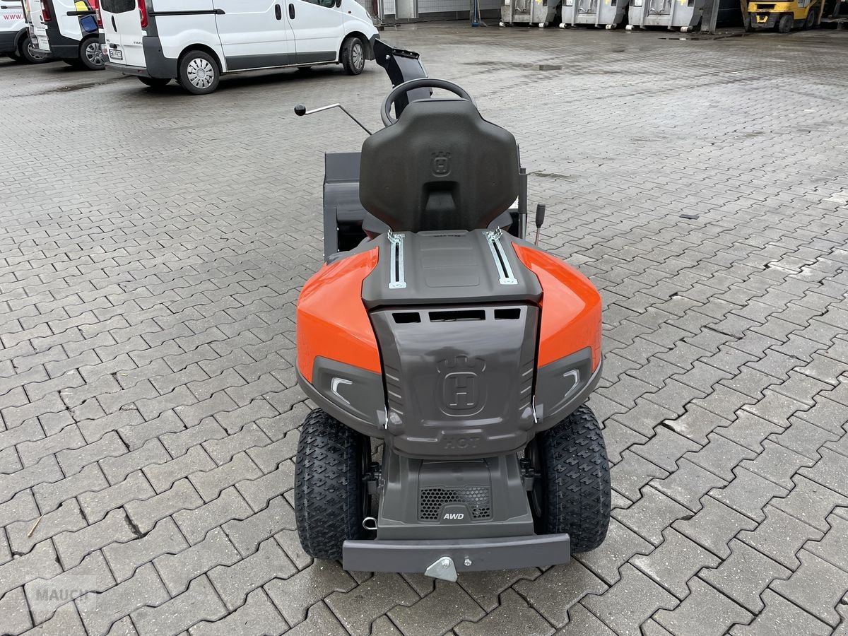 Rasentraktor tip Husqvarna Rider 316TsX AWD Optionale Winterausrüstung!!, Neumaschine in Burgkirchen (Poză 5)