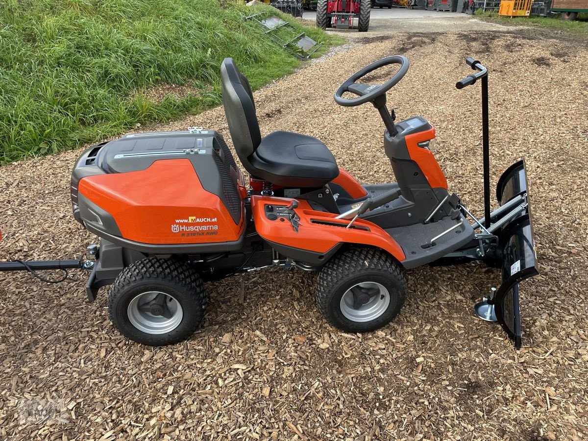 Rasentraktor tip Husqvarna Rider 316TsX AWD Optionale Winterausrüstung!!, Neumaschine in Burgkirchen (Poză 24)