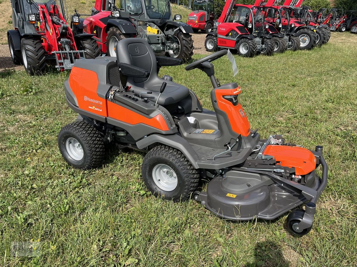 Rasentraktor Türe ait Husqvarna Rider 418 TsX AWD mit Mähdeck 112cm, Neumaschine içinde Burgkirchen (resim 11)