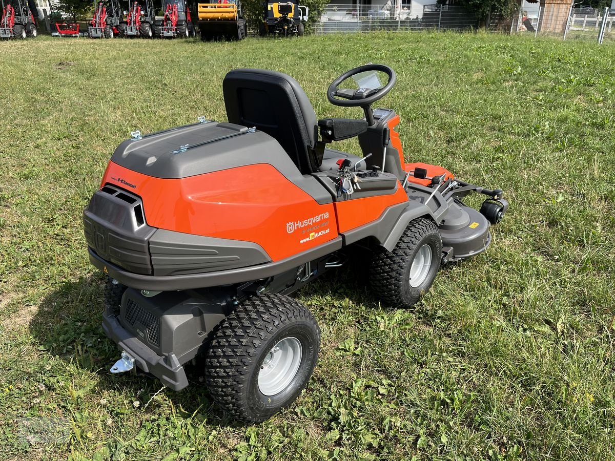 Rasentraktor del tipo Husqvarna Rider 418 TsX AWD mit Mähdeck 112cm, Neumaschine en Burgkirchen (Imagen 12)