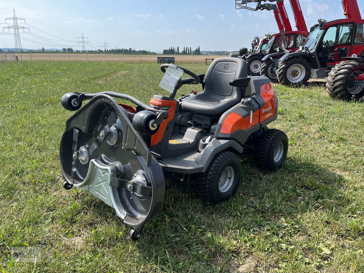 Rasentraktor a típus Husqvarna Rider 418TsX AWD 112cm & Schneeschild, Neumaschine ekkor: Burgkirchen (Kép 26)