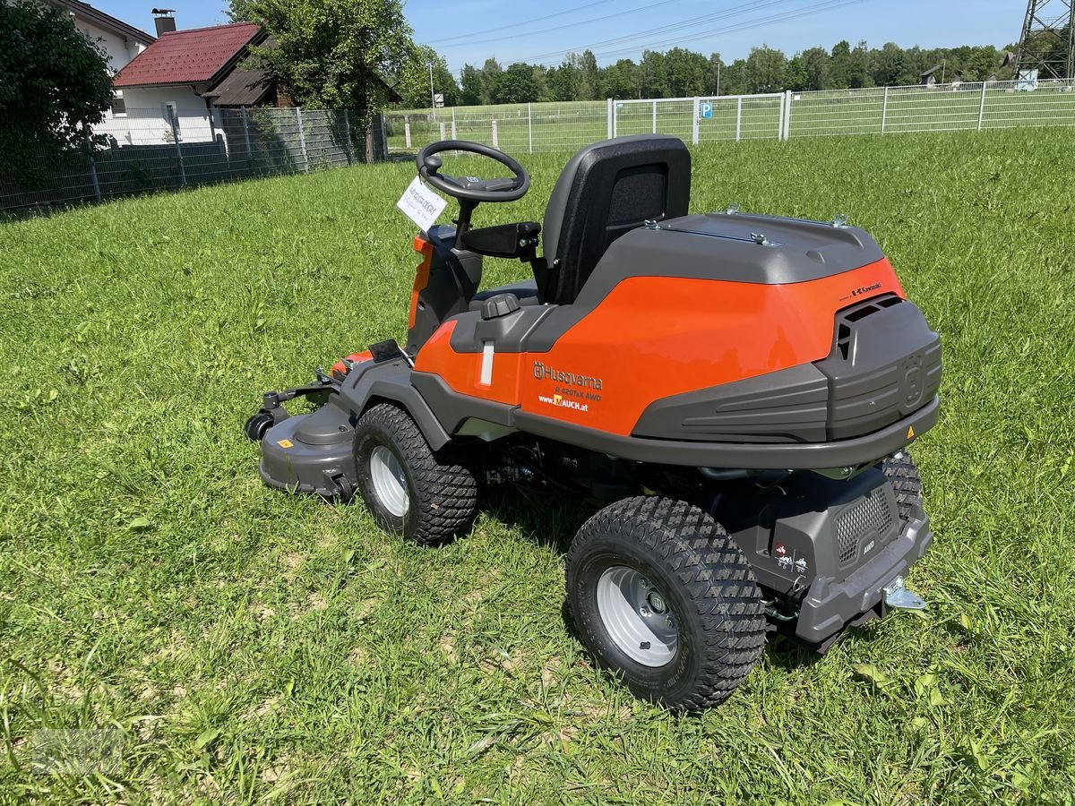 Rasentraktor tip Husqvarna Rider 420TsX AWD FRÜHBEZUGSAKTION, Neumaschine in Burgkirchen (Poză 11)