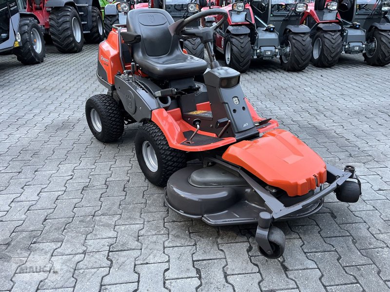 Rasentraktor tip Husqvarna Rider 422TS AWD mit 112cm Mähdeck (22PS), Gebrauchtmaschine in Burgkirchen (Poză 1)