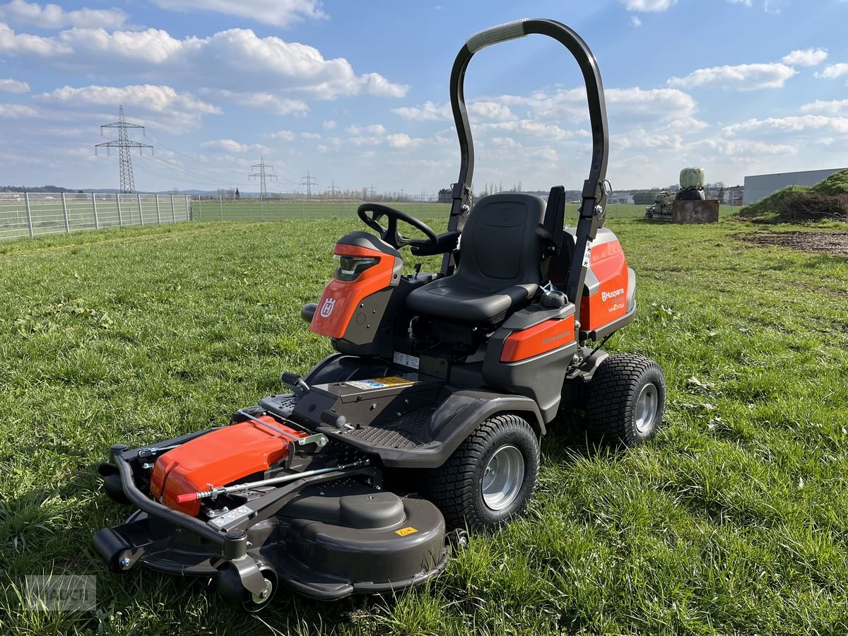 Rasentraktor tip Husqvarna Rider 524 X EFI mit Mähdeck + 1500€ Akkugeräte K, Neumaschine in Burgkirchen (Poză 28)