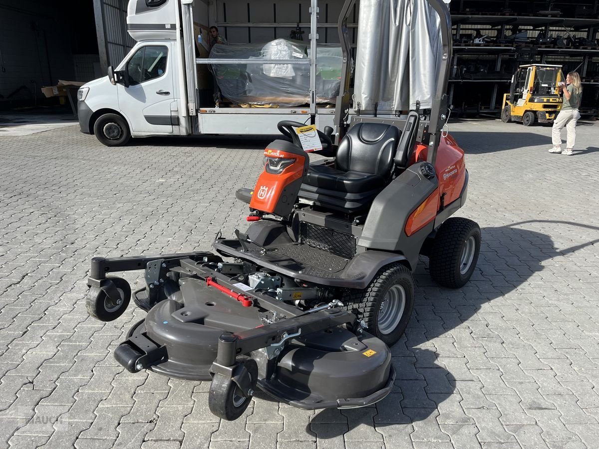 Rasentraktor typu Husqvarna Rider P 520 DX nur 20h, Mähdeck 155cm, DIESEL, Gebrauchtmaschine w Burgkirchen (Zdjęcie 4)