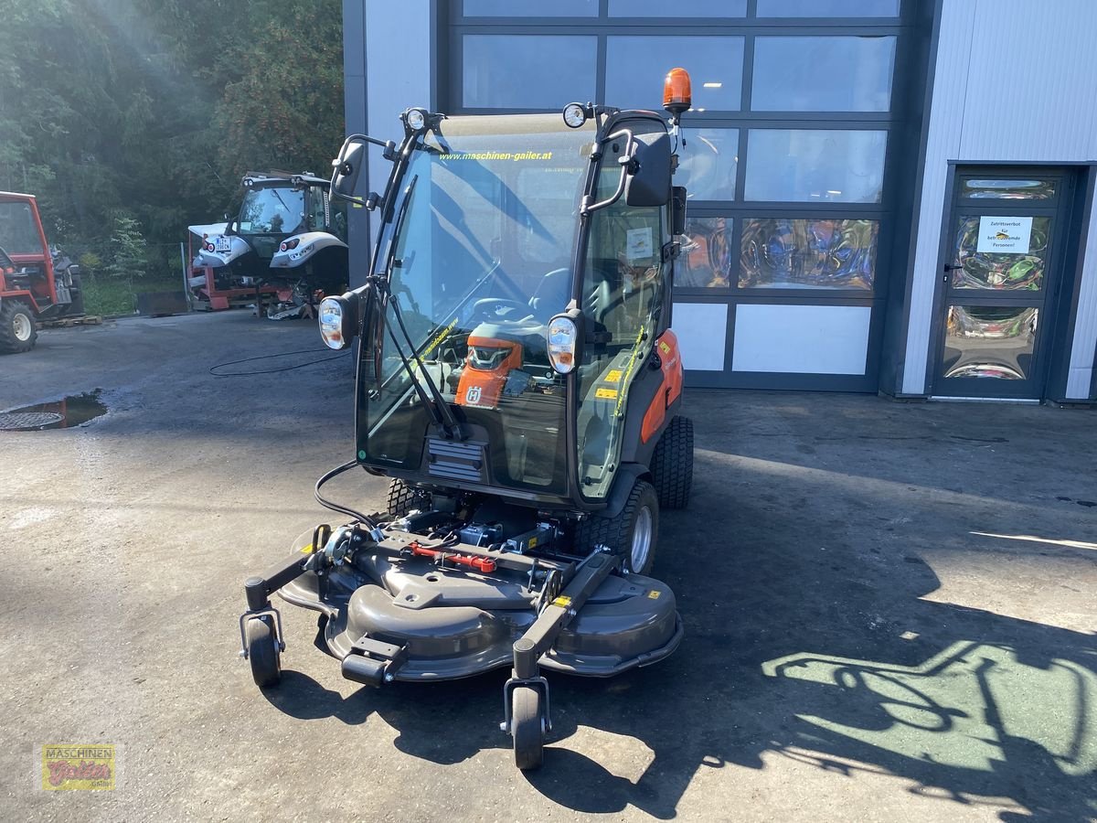 Rasentraktor van het type Husqvarna Rider  P 520DX, Vorführmaschine in Kötschach (Foto 15)