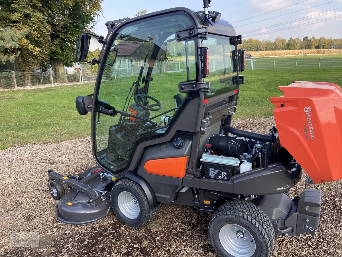 Rasentraktor от тип Husqvarna Rider P 525DX Kabine mit Mähdeck, Neumaschine в Burgkirchen (Снимка 18)