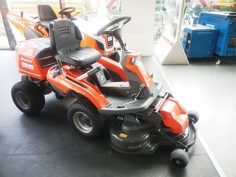 Rasentraktor tipa Husqvarna Rider R 216T AWD, Gebrauchtmaschine u St. Marienkirchen (Slika 4)