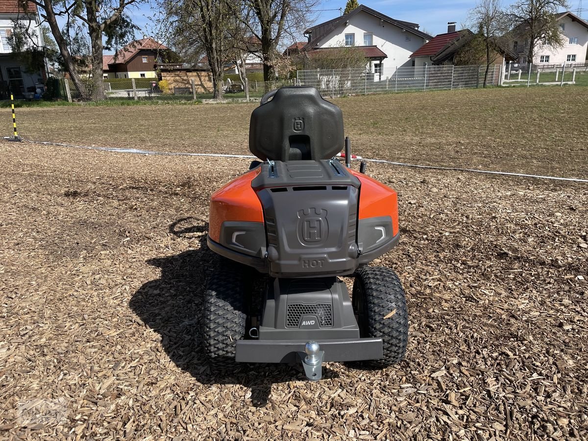 Rasentraktor Türe ait Husqvarna Rider  R 316TsX AWD mit Mähdeck, Neumaschine içinde Burgkirchen (resim 18)