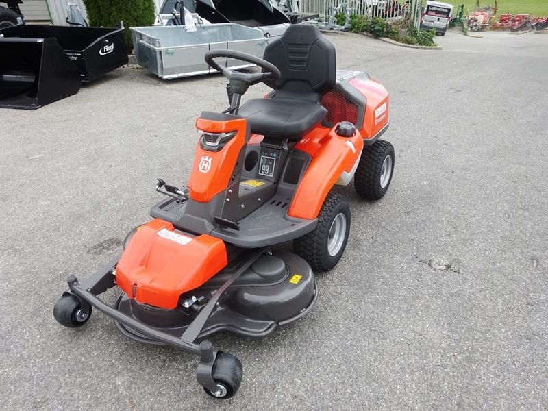 Rasentraktor del tipo Husqvarna Rider R 318X, Vorführmaschine en St. Marienkirchen (Imagen 1)