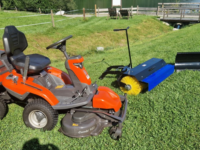 Rasentraktor typu Husqvarna Rider R 320X AWD, Gebrauchtmaschine v Schliersee (Obrázok 1)