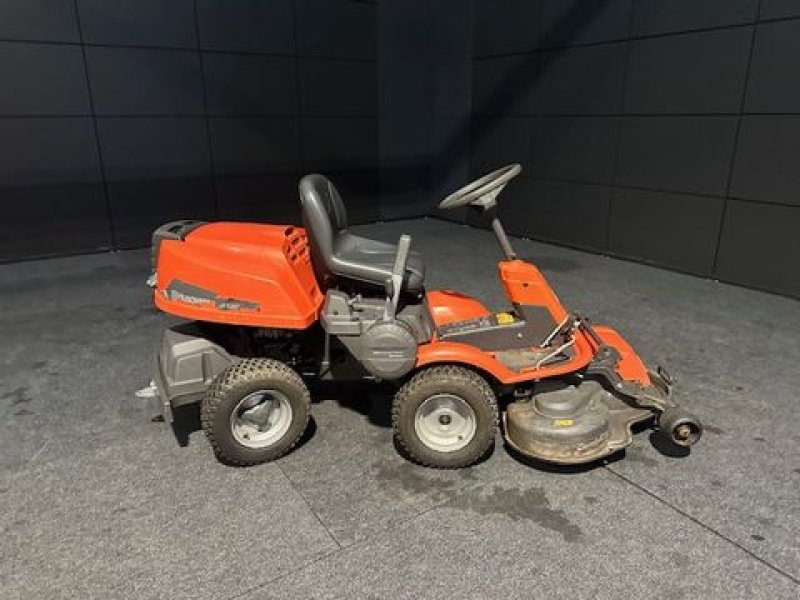 Rasentraktor Türe ait Husqvarna Rider R13C mit 94cm Mähdeck, gebraucht, Gebrauchtmaschine içinde Tamsweg (resim 15)