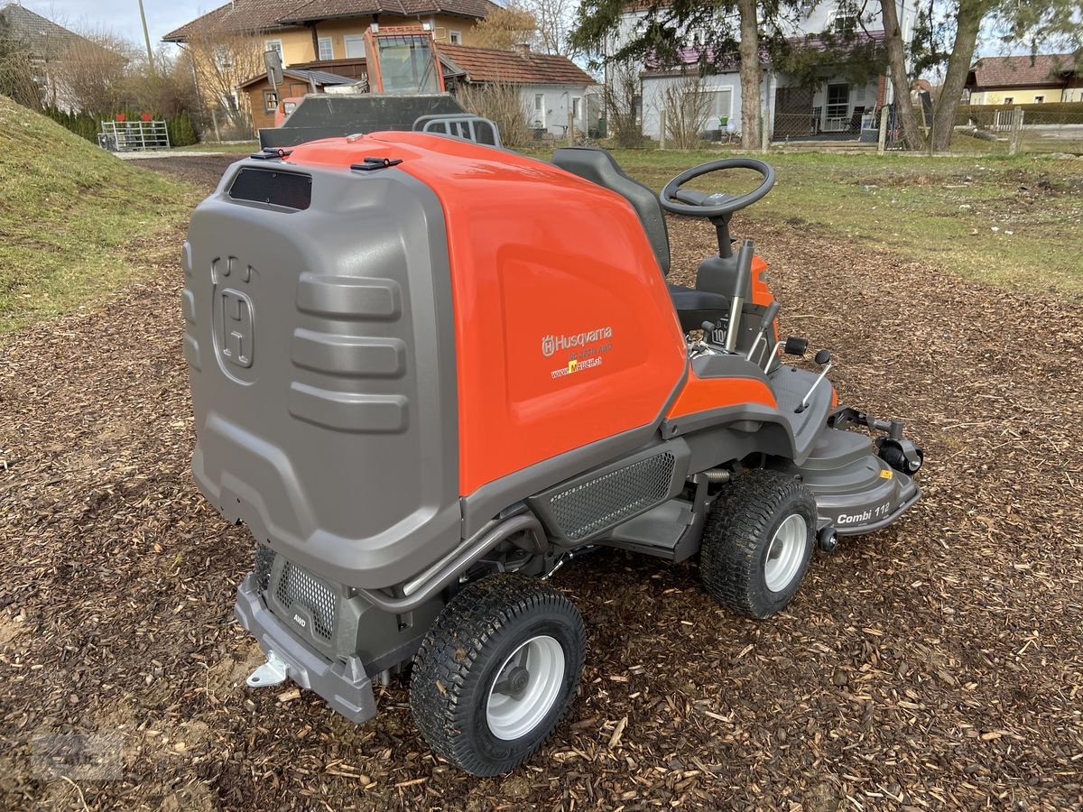 Rasentraktor of the type Husqvarna Rider RC 320 TS AWD mit Mähdeck & Schneeschild!!, Neumaschine in Burgkirchen (Picture 13)