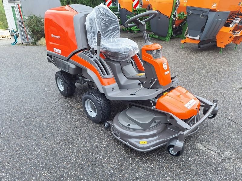 Rasentraktor του τύπου Husqvarna Rider RC 320Ts AWD Aufsitzmäher, Neumaschine σε St. Marienkirchen (Φωτογραφία 12)