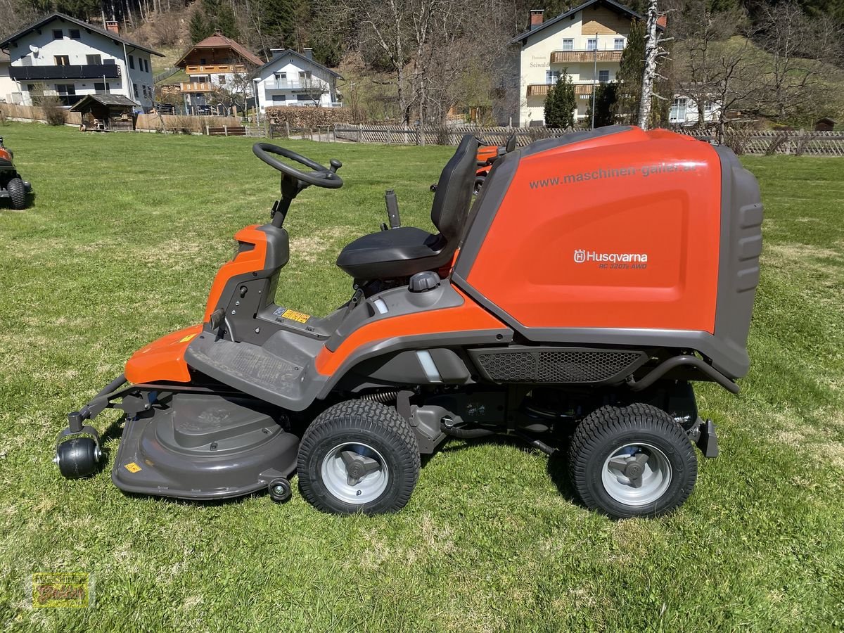 Rasentraktor του τύπου Husqvarna Rider RC320Ts AWD, Neumaschine σε Kötschach (Φωτογραφία 8)