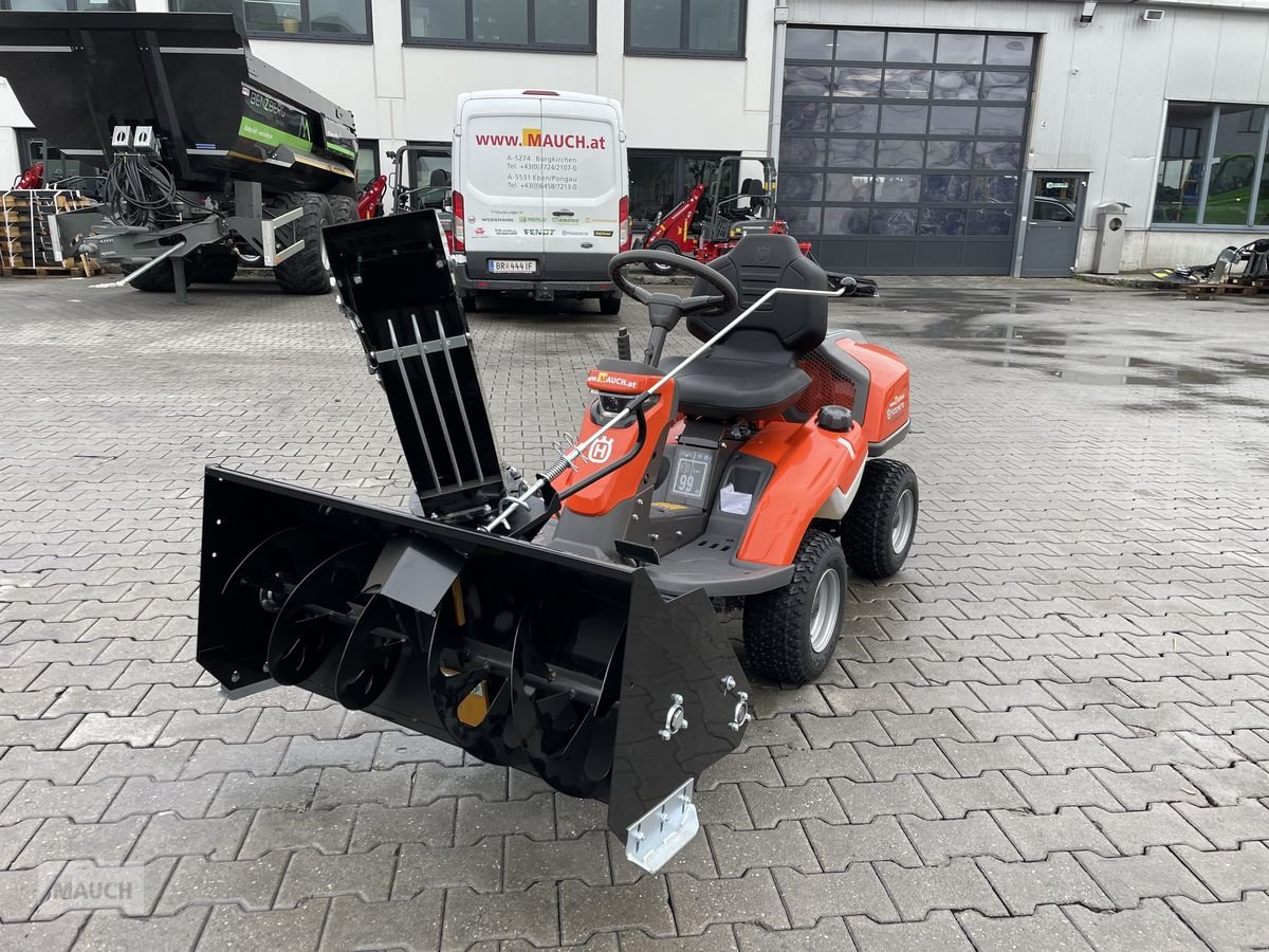 Rasentraktor типа Husqvarna Schneefräse für 300er Serie NEU, Neumaschine в Burgkirchen (Фотография 14)